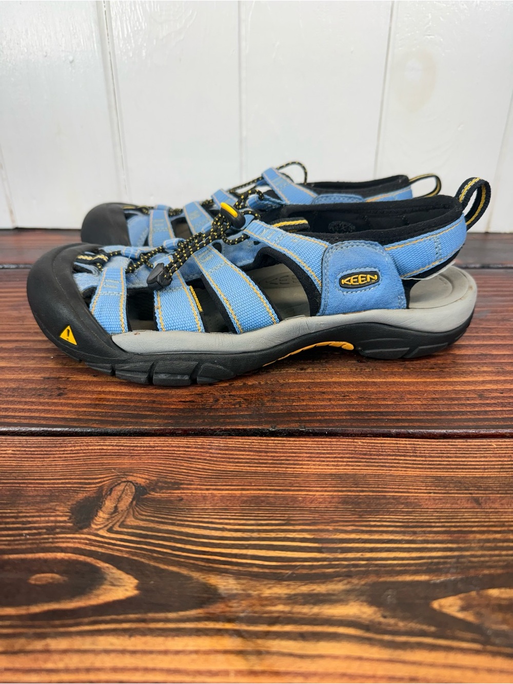 KEEN Newport H2 Blue Waterproof Closed Toe Sport Sandals Women’s